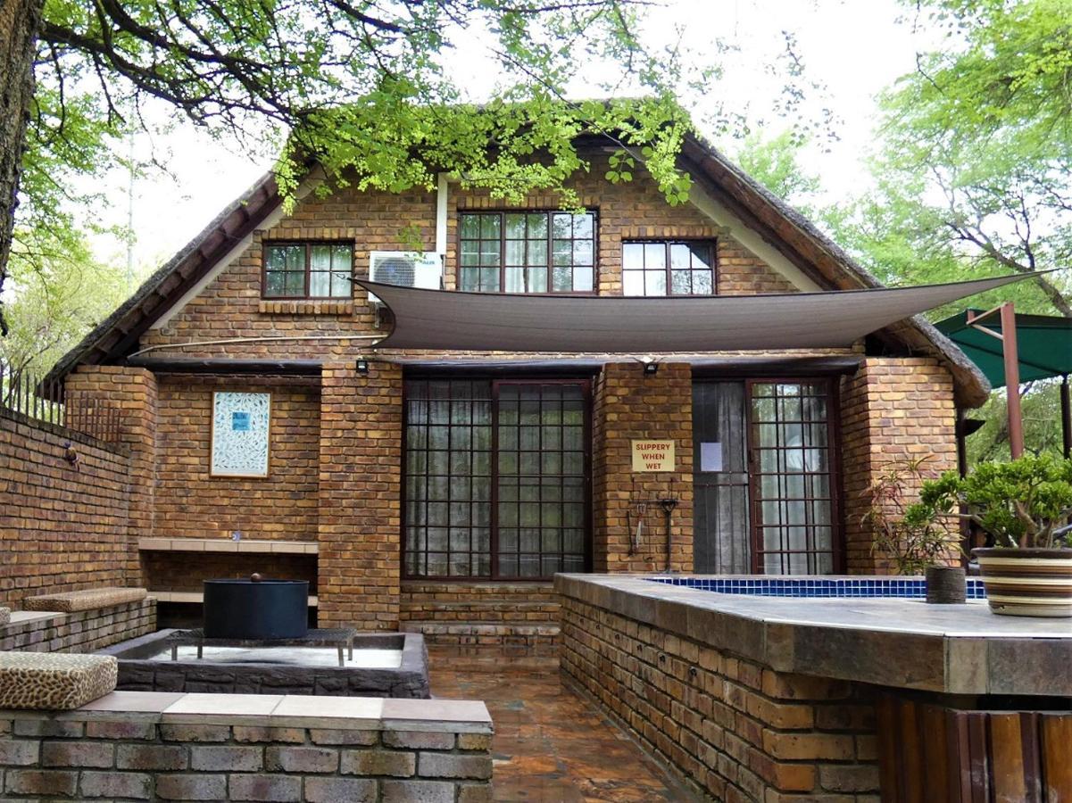 Weltevrede Lodge - Self Catering Houses Marloth Park Exteriér fotografie