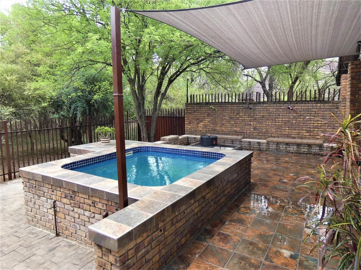 Weltevrede Lodge - Self Catering Houses Marloth Park Exteriér fotografie