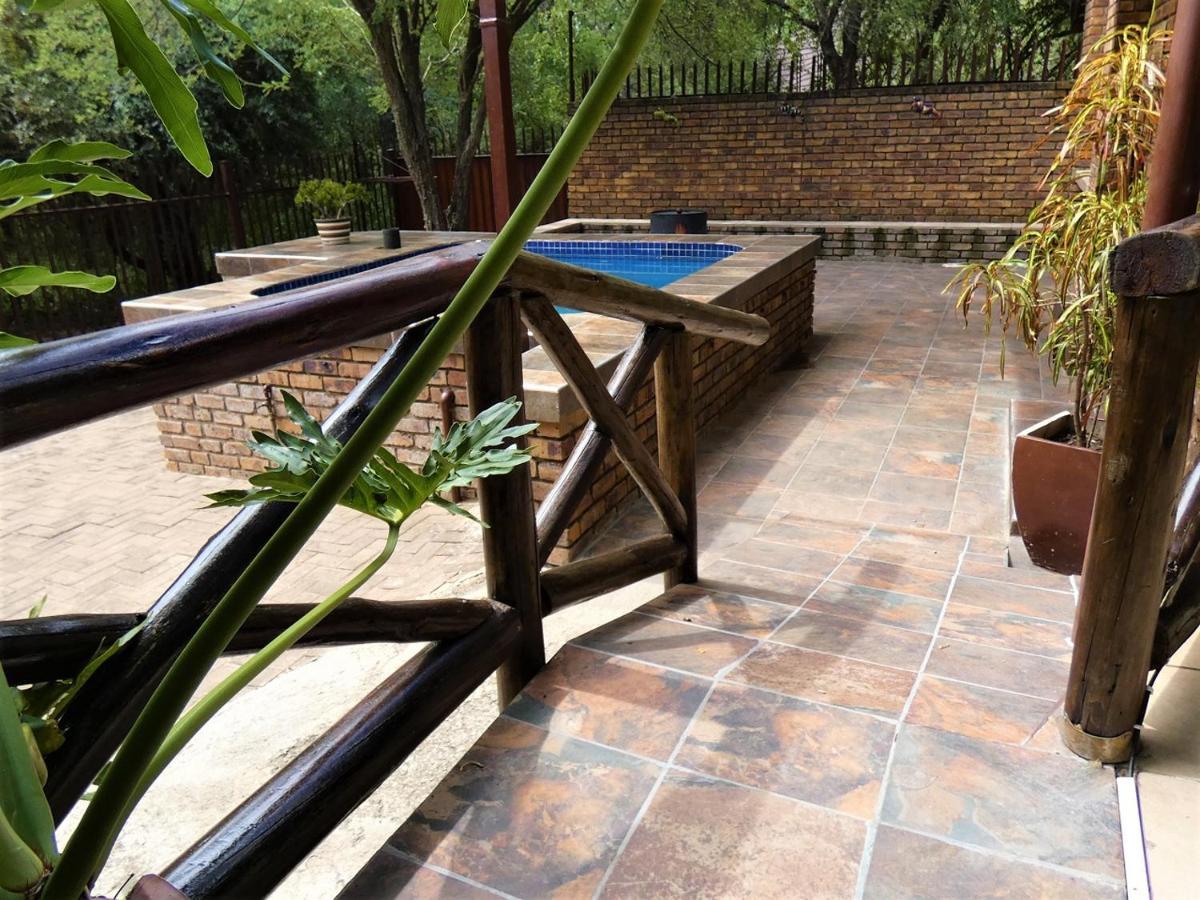 Weltevrede Lodge - Self Catering Houses Marloth Park Exteriér fotografie