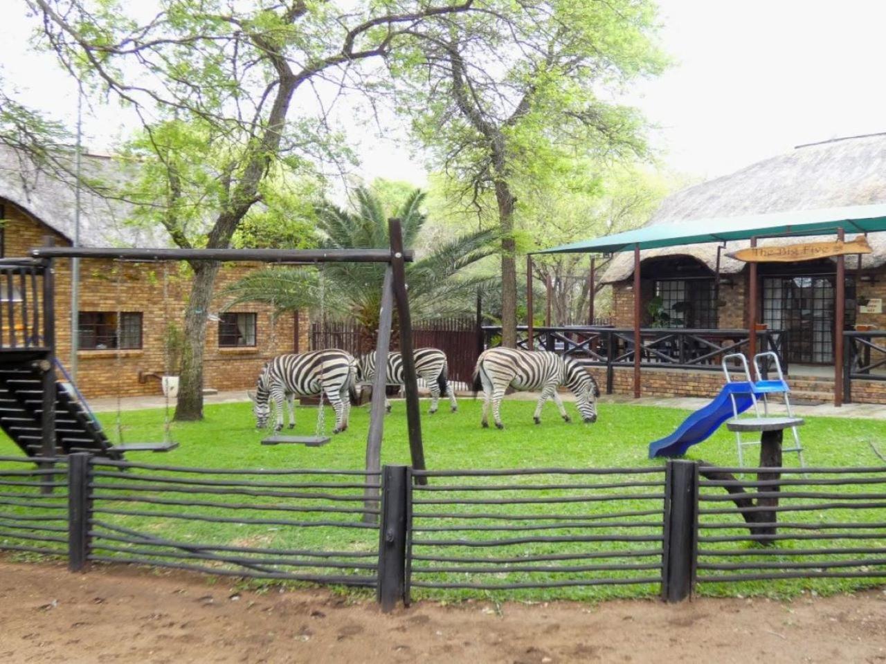 Weltevrede Lodge - Self Catering Houses Marloth Park Exteriér fotografie